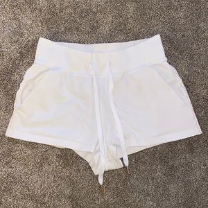 White lululemon shorts